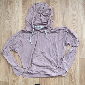 thin comfty hoodie